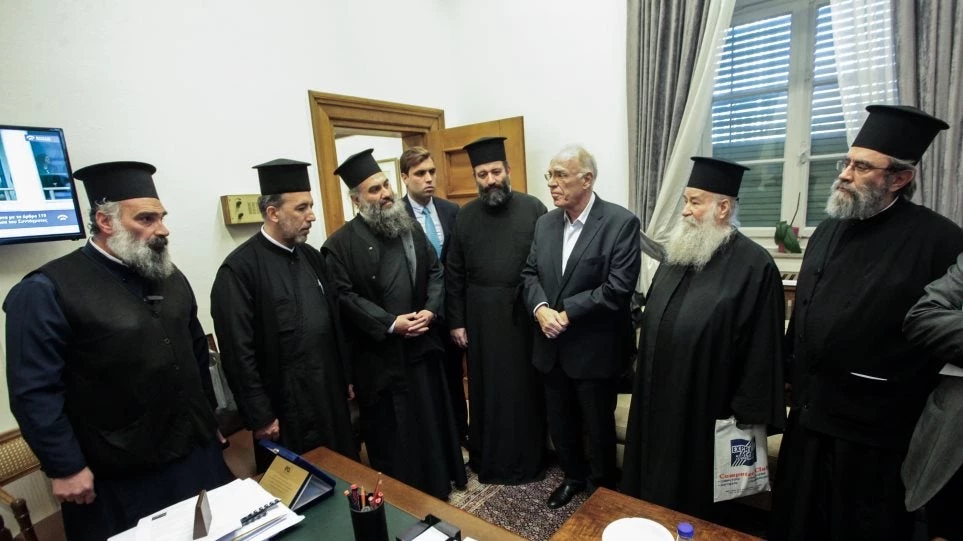 Συναντήσεις του Ιερού Συνδέσμου Κληρικών με Λεβέντη και Παφίλη